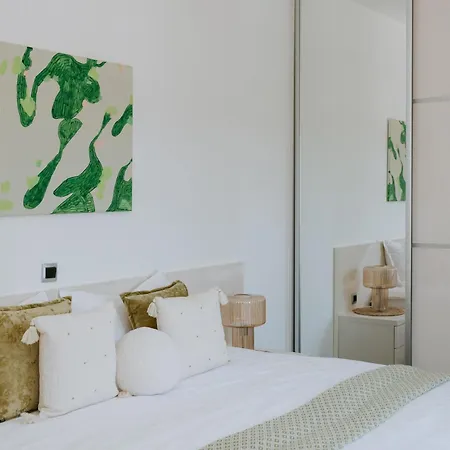 Melograno By Domus Mirus - Rooftop Cinema, Pool, 6-minute Walk To *