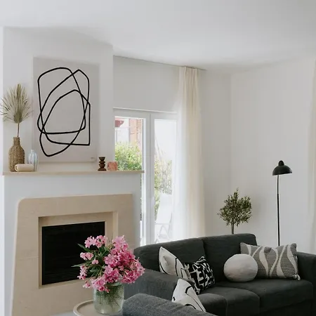 Melograno By Domus Mirus - Rooftop Cinema, Pool, 6-minute Walk To *